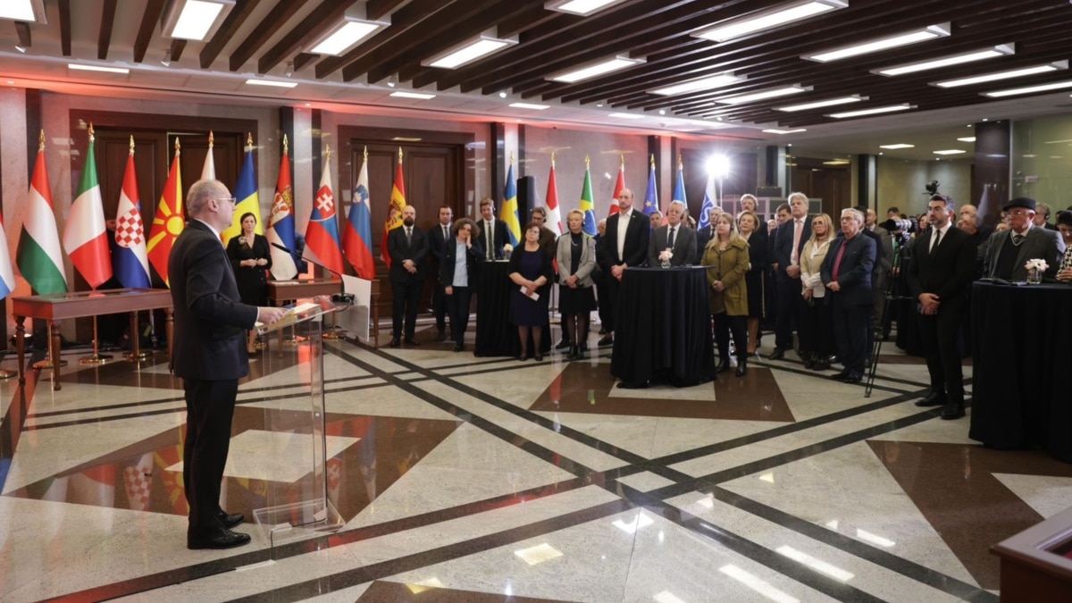 Tiranë, shënohet Ditë Ndërkombëtare e Përkujtimit të Holokaustit