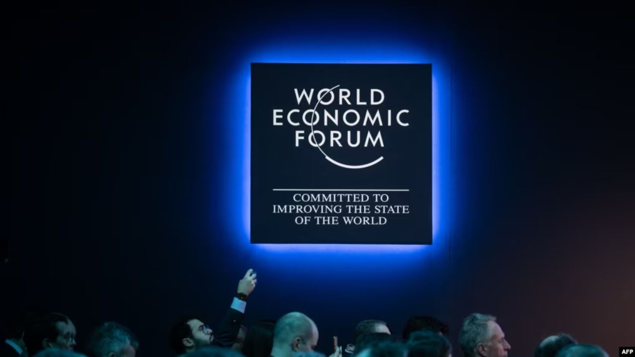 Këshilltarët e sigurisë mblidhen në Davos, diskutohen propozimet e presidentit Zelensky për paqen në Ukrainë