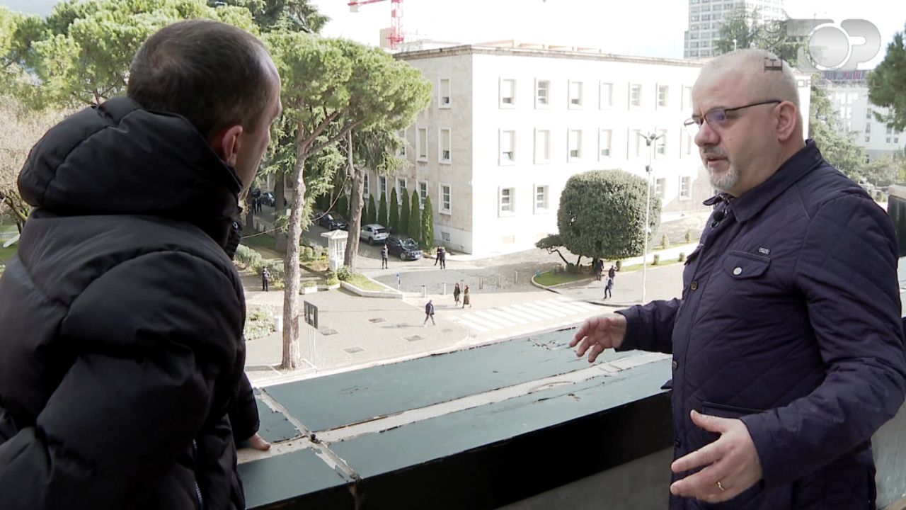 Ngjarjet e 21 Janarit/ Artan Hoxha: Pllakatet për të vrarët e vetmja gjë pozitive, kur nuk dha përgjigje laboratori i FBI për predhën që goditi Aleks Nikën…