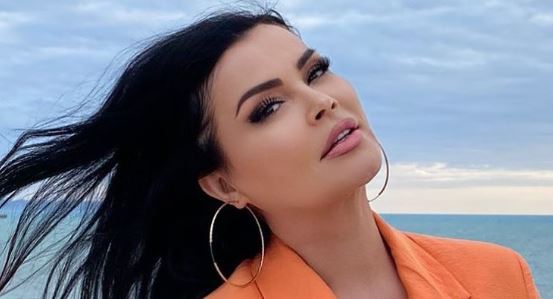 “M’i preve krahët”, Eli Fara humb personin e shtrenjtë