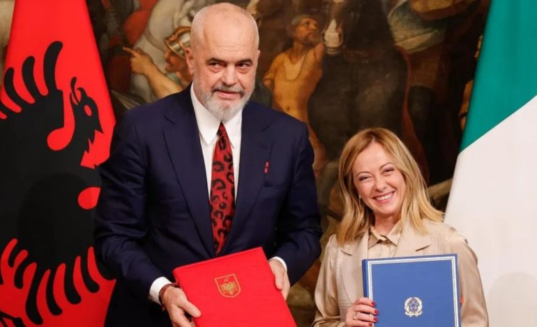 Kriza e emigrantëve në Evropë/ BBC jehonë vendimit të Gjykatës Kushtetuese të Shqipërisë: Drita jeshile për marrëveshjen e emigracionit me Italinë