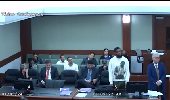 VIDEO/ I dënuari sulmon rëndë gjykatësen gjatë seancës