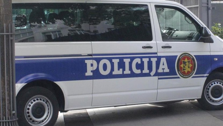 VIDEO/ Me syrin e nxirë dhe kurrizin gjithë shenja, ja si janë dhunuar shqiptarët në Malin e Zi