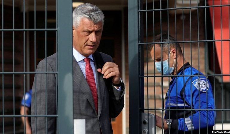 Avokatët e Thaçit u tërhoqën nga mbrojtja për shkak të mospagesës, vëllai i ish-presidentit: U detyruam të reduktojmë ekipin