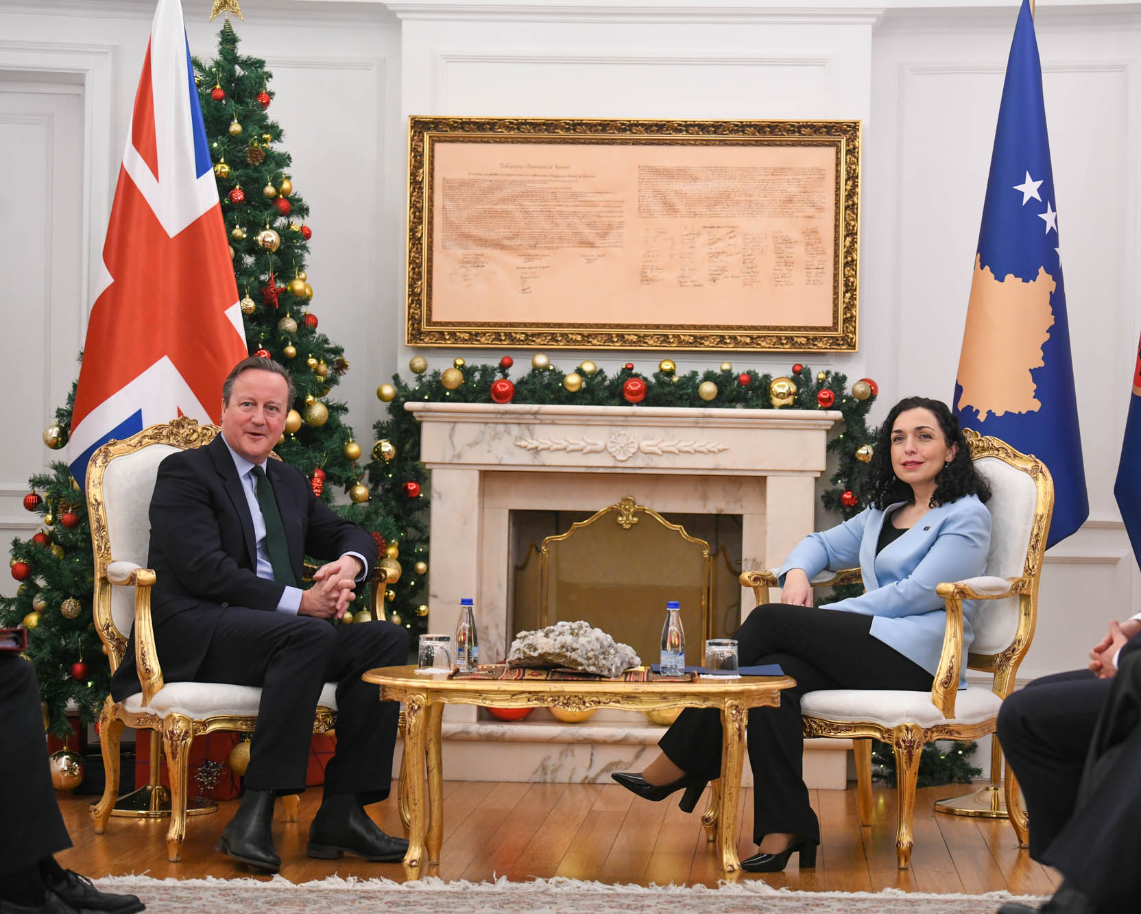 Osmani falenderon Cameron për shtimin e trupave britanike në KFOR