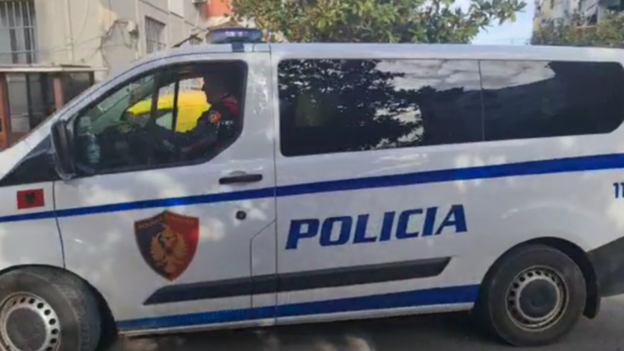 I keqpërdori të dhënat një 34-vjeçareje për t’i hapur llogari false në “Tik Tok”, nën hetim 30-vjeçarja