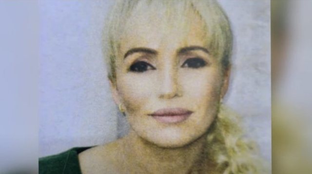 FOTO/ Kjo është nëna e katër fëmijëve që u vetëvra pas bullizimit në “Tik Tok”