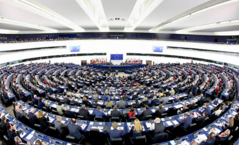 PE miraton rezolutën për Shqipërinë: Të përfshihen të gjithë zërat nga opozita në Reformën Zgjedhore!