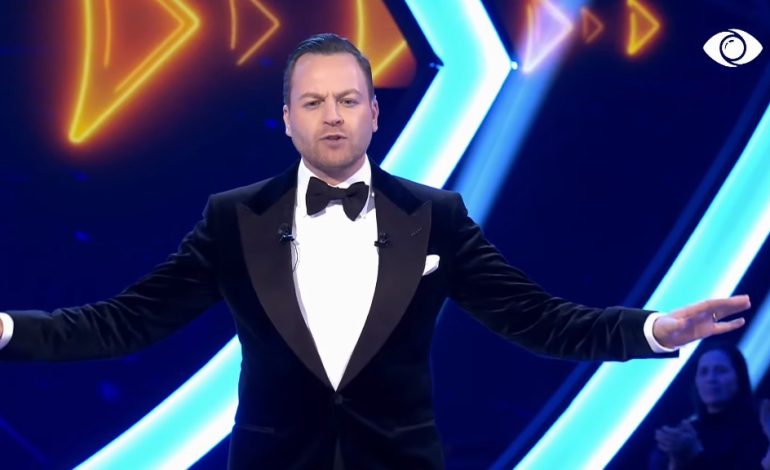 Banori hyn në mënyrën më të pazakontë në ‘BBV3’