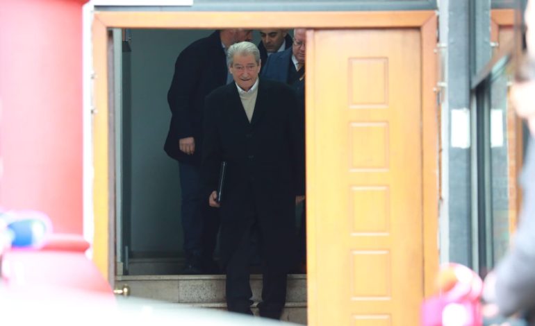 Berisha kërkon ndryshim mase, Apeli i GJKKO pritet të marrë sot vendimin për ish-kryeministrin