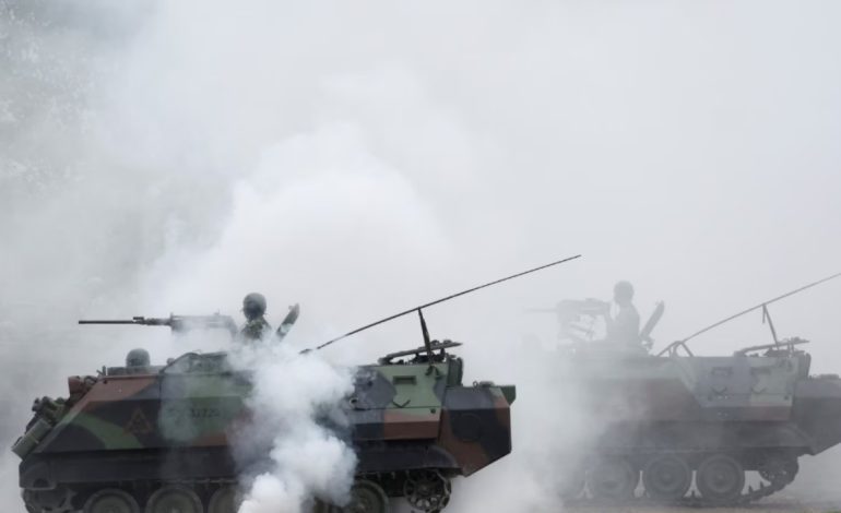 Tajvani me stërvitje ushtarake për t’u mbrojtur nga kërcënimi i pushtimit kinez