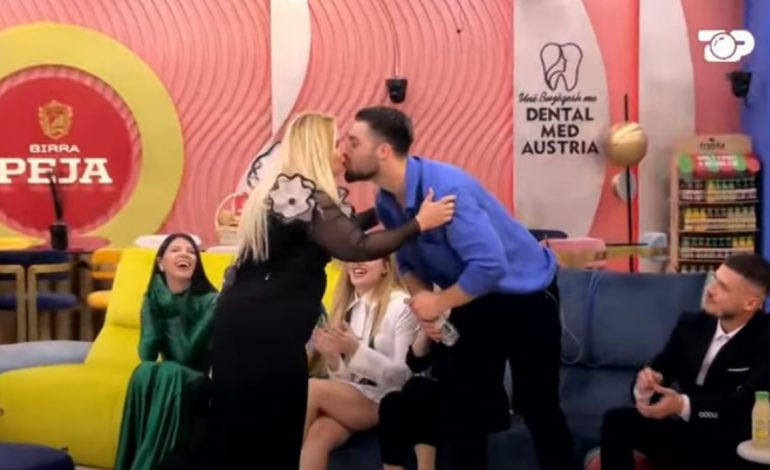 “Saturni nuk është më në retrogradë”, Meri i shpëton nominimit, ndodh puthja e parë në Big Brother VIP 3