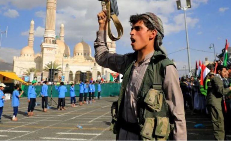 Kriza në Detin e Kuq: Ç’përfaqësojnë rebelët huthi?