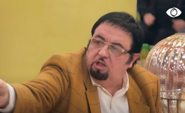 “Ilnisa më pëlqen si lidere”/ Gazi i kthehet Sarës: Lideri suprem, muhabet koti! Ta dhashë atë furçën aty…