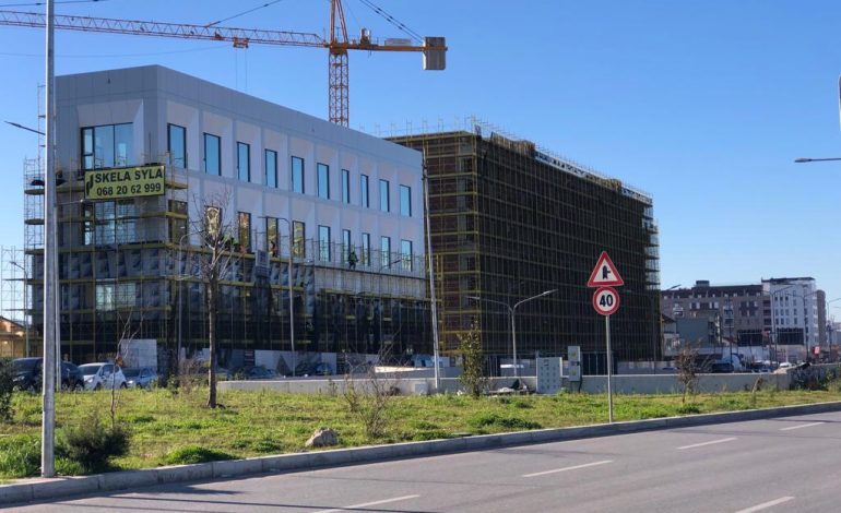 ‘Investim i zgjuar’, familja e ish-ministrit Saimir Tahiri futet në sektorin e ndërtimit