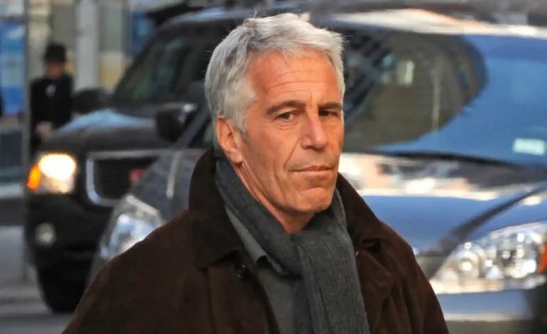 Si milioneri Jaffrey Epstein shfrytëzoi lidhjet e tij të fuqishme të mbuluar krimet dhe abuzimet