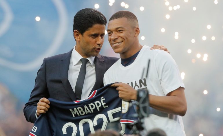 “Kemi një akord”, Al Khelaifi “përkëdhel” Mbappe-n, por sulmon Messi-n