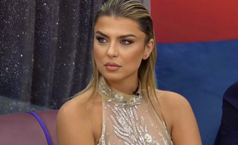 Ledhatime në oborr/ Rikja habit banorët me veshjen provokuese