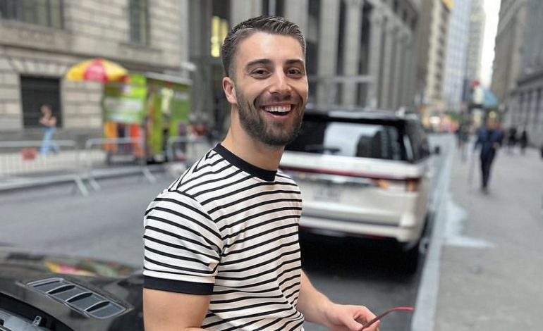 Me fjongo në kokë, Meritoni përfiton trajtim special nga Rike