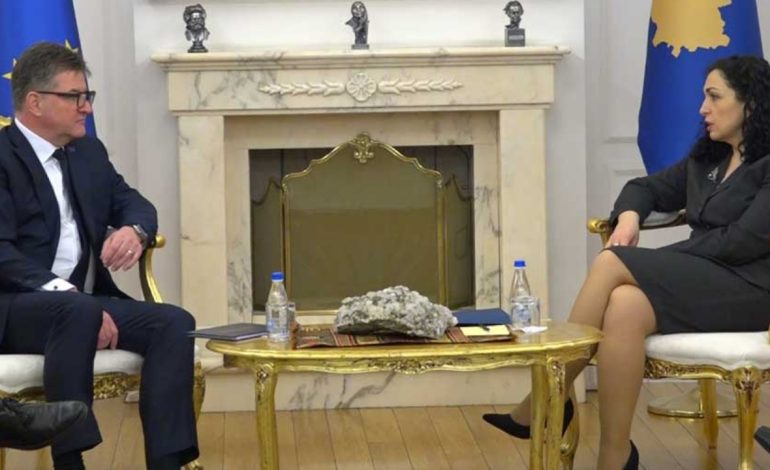 Osmani gjatë takimit dypalësh me Lajçakun: Disa dispozita të draftit të Asociacionit mund të jenë sfiduese gjatë zbatimit