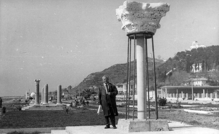 Hija e Vangjel Toçit zë vend të madh në amfiteatrin antik të Durrësit