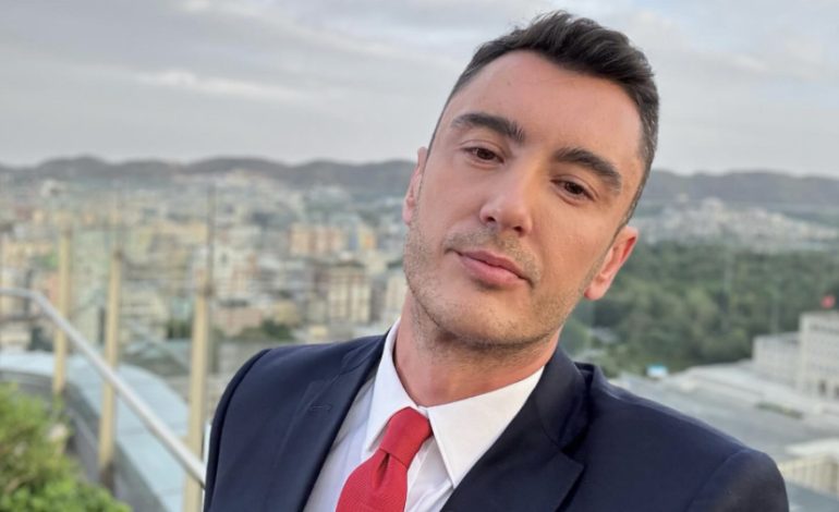 Rrëfehet për herë të parë Drini: Divorci i prindërve nuk ishte i lehtë!