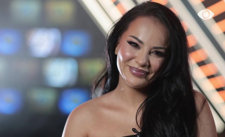 Sara me fat! Pas eliminimit, rifutet në shtëpi me biletën e kthimit