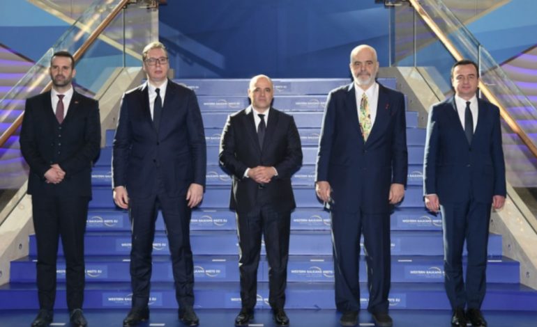 Integrim në BE dhe bashkëpunim ekonomik/ Deklarata e përbashkët e liderëve të Ballkanit Perëndimor pas takimit në Shkup