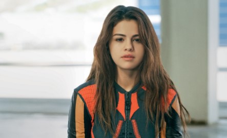 Pas ceremonisë, Selena na ‘ëmbëlson’ me foton romantike me të dashurin