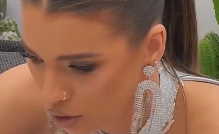 Shqipja humbet durimin: ‘Frikacak, mashtrues, intrigant’