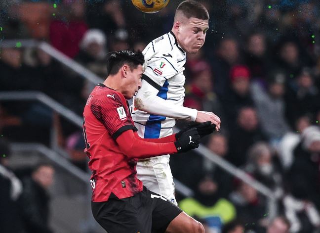 Kupa e Italisë/ Atalanta i tregon “derën” Milanit, lum polemikash në “San Siro”