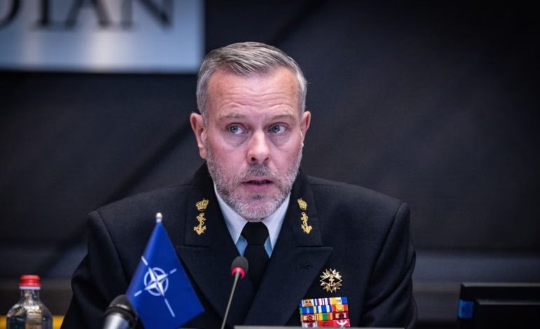 Luftë me Rusinë, zyrtari i lartë i NATO-s: Perëndimi të përgatitet…