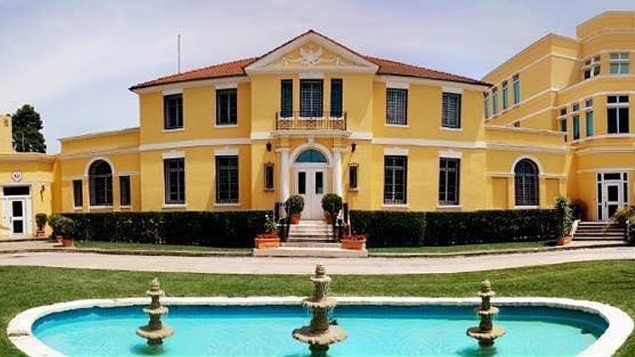 Njoftim i rëndësishëm! Ambasada e SHBA-së: Qytetarët me vizë amerikane mund të udhëtojnë pa…