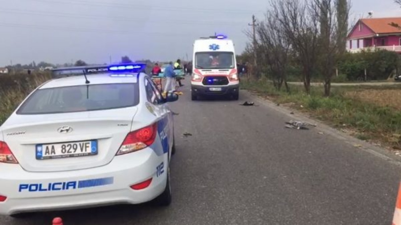 LAJM I FUNDIT/ Aksident i rëndë në Vlorë-Levan! Përplasen dy automjete, goditet bariu që po kalonte rrugën