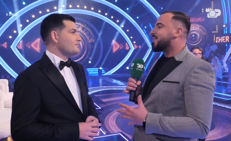 Arbër Hajdari flet për ndjesinë e të qenurit baba, si ndryshoi mendje për të qenë opinionist dhe a e uroi Zhaklin Lekatari?