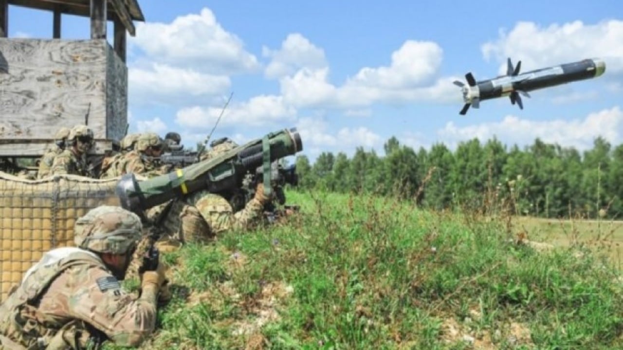Raketat “Javelin”, avokati serb: SHBA po e armatos Kosovën për shkak të kërcënimeve të Serbisë