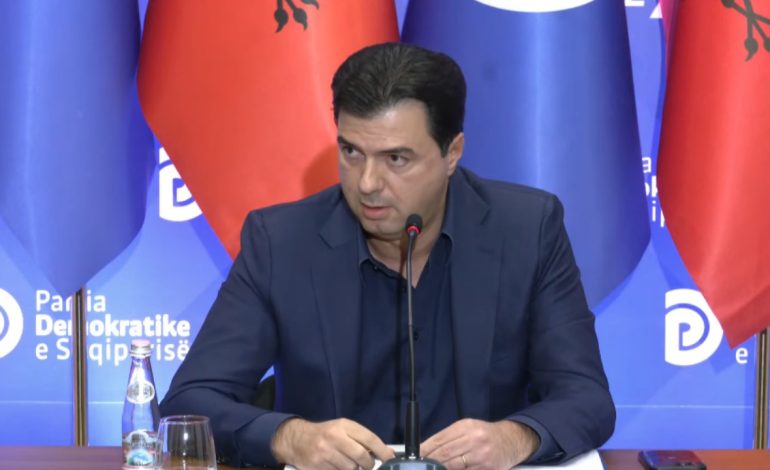 Basha shpërthen kundër Bardhit: Turp për këta burrecë të vegjël që…