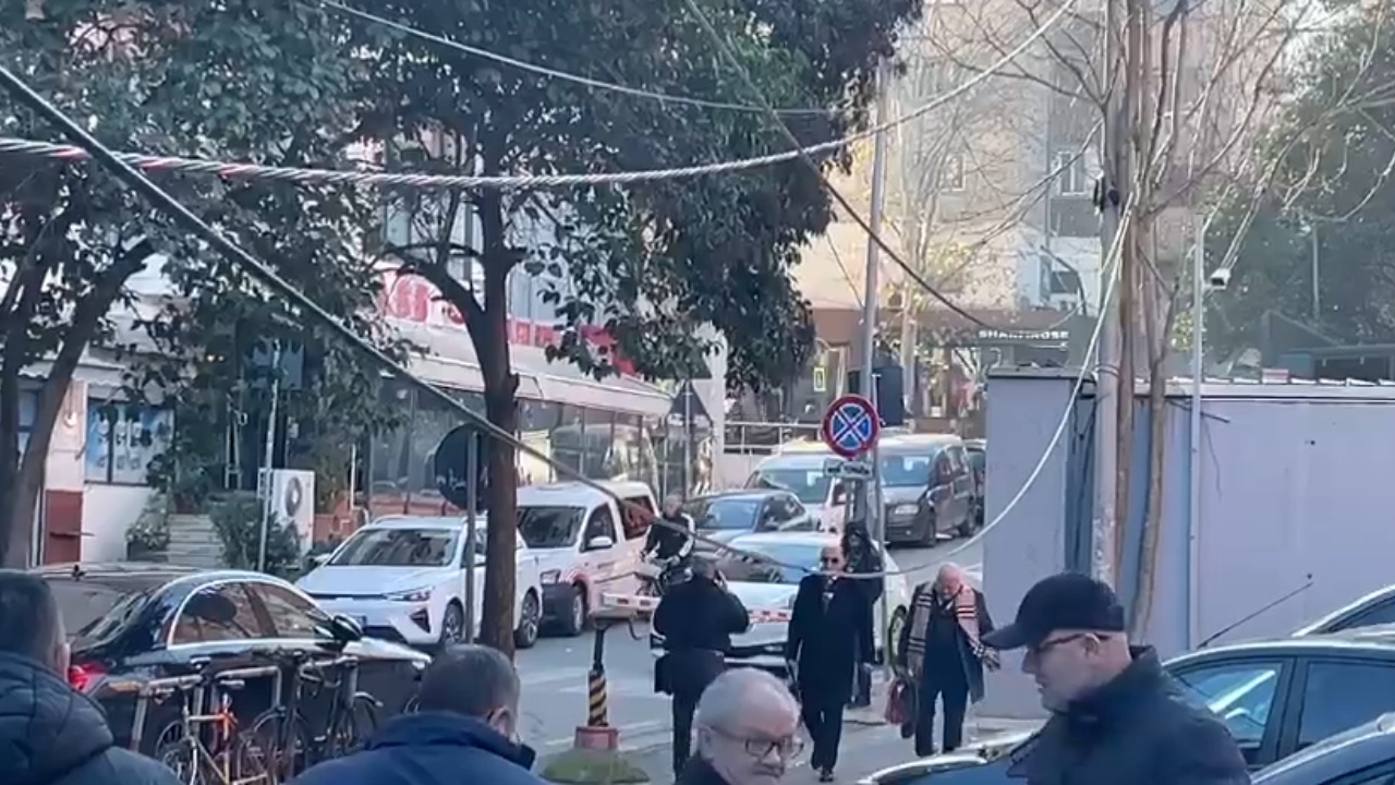 Kërkohet ndryshimi i masës “arrest në shtëpi”, shqyrtohet në Apel ankimimi i ish-kryeministrit Berisha, mbërrijnë avokatët