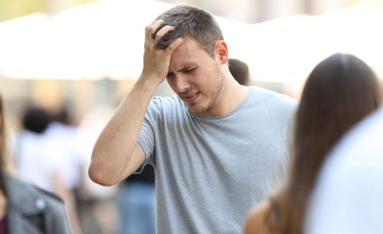 Ndikimi i Migrenës tek Shëndeti i Burrave – Metodat Natyrale si të Qetësoni Dhimbjet