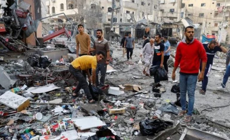 Dëshmia rrëqethëse e një babai palestinez: Dua të vdes kur shoh sytë e fëmijëve, nuk po i ushqej dot…