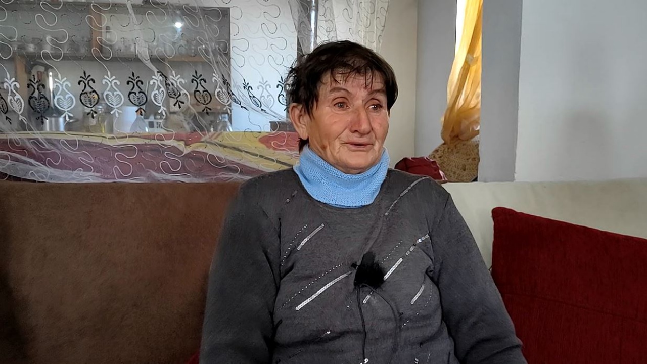 Abuzim me një të mitur, nëna e djalit mes lotëve: Ajo kishte gënjyer për moshën, policët e mbërrthyen tek gardhi, mua më zuri koka në tokë