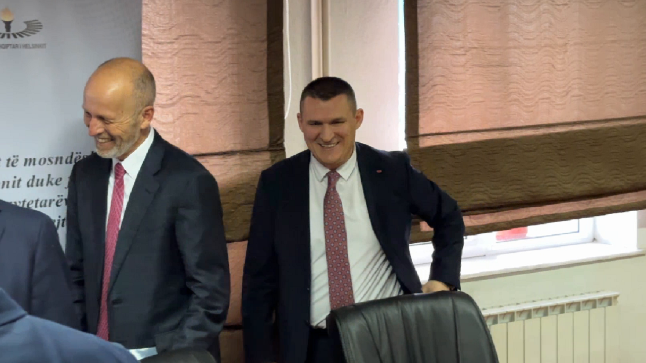Në çfarë faze është hetimi për Metën? Ja si përgjigjet kreu i SPAK, Dumani: S’na bën përshtypje presioni politik, por nëse bëjnë ligj për të na kontrolluar…