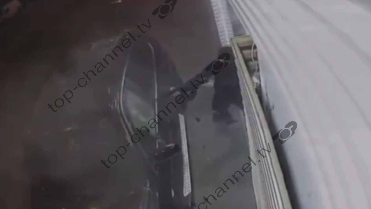 Ekskluzive/ Momenti kur atentatorët ekzekutojnë mafiozin grek, qëllojnë pa ndalim për 97 herë