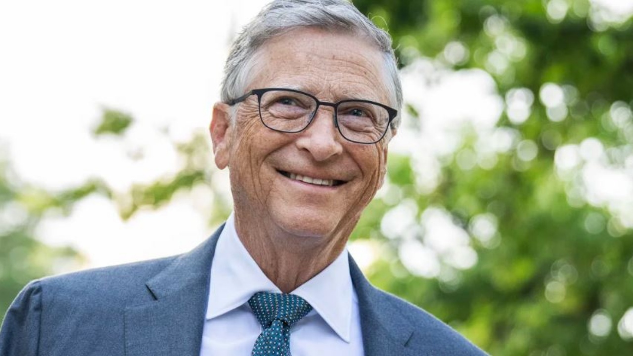 Bill Gates shpjegon se si AI do të ndryshojë jetën tonë brenda pesë viteve