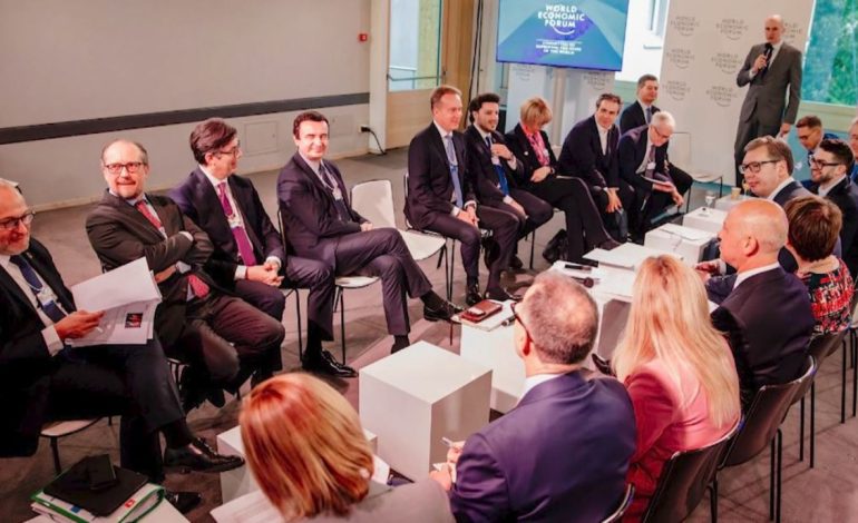 Kosova e Serbia në forumin e Davos/ Nuk përjashtohet dialogu, por jo një takim bilaterial Kurti-Vuçiç