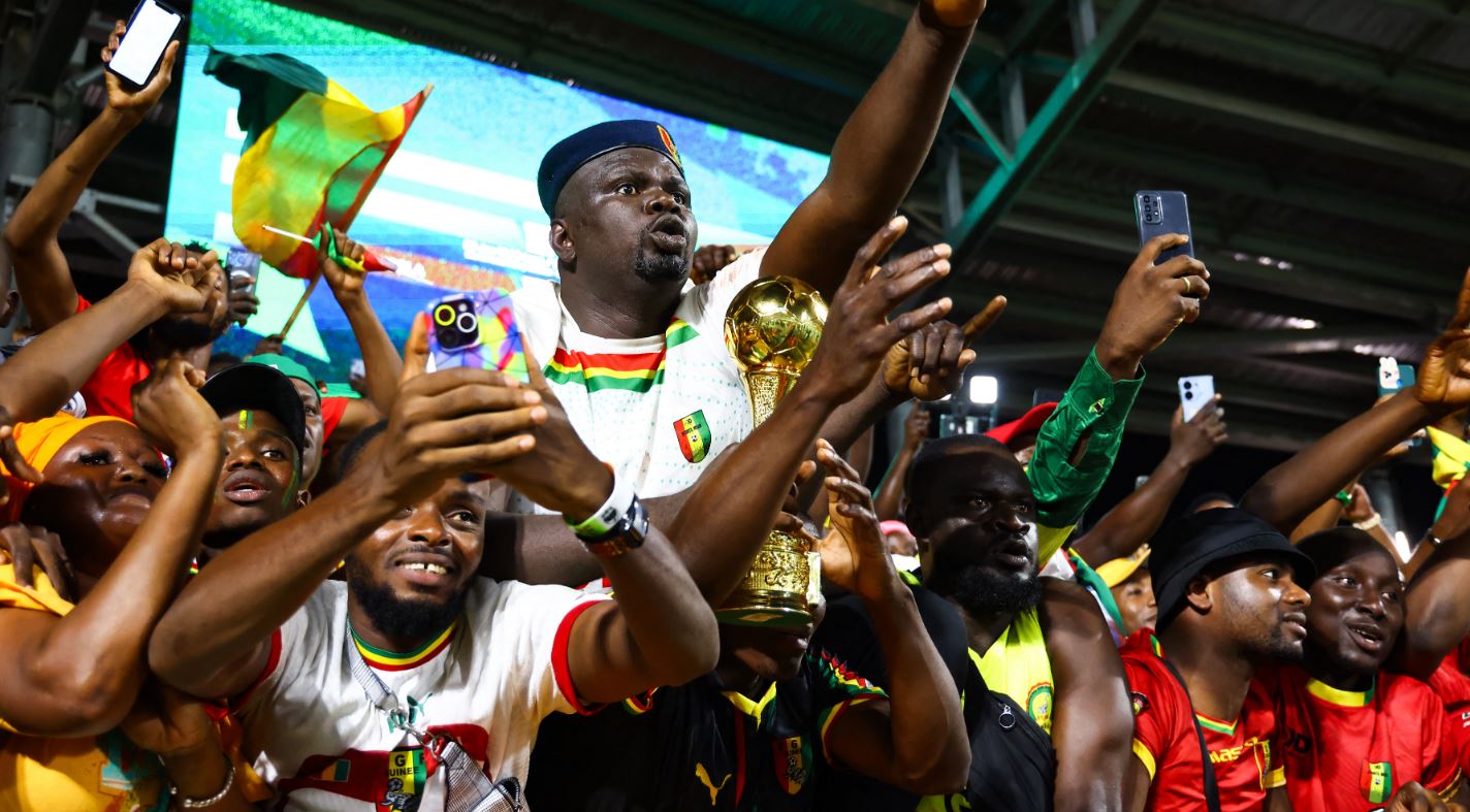 Fitorja kthehet në tragjedi, gjashtë tifozë humbin jetën duke festuar në Kupën e Afrikës