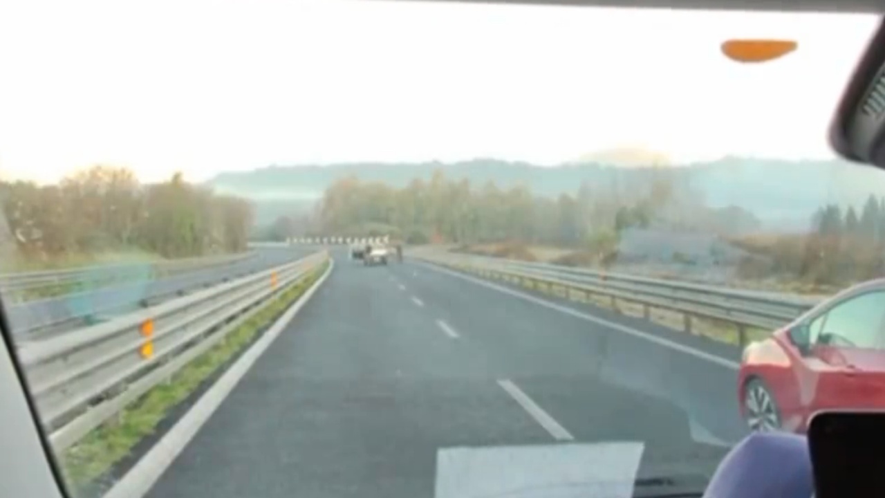 Grabitet furgoni i parave në Itali, shkëmbim zjarri mes grabitësve dhe policisë (Foto)