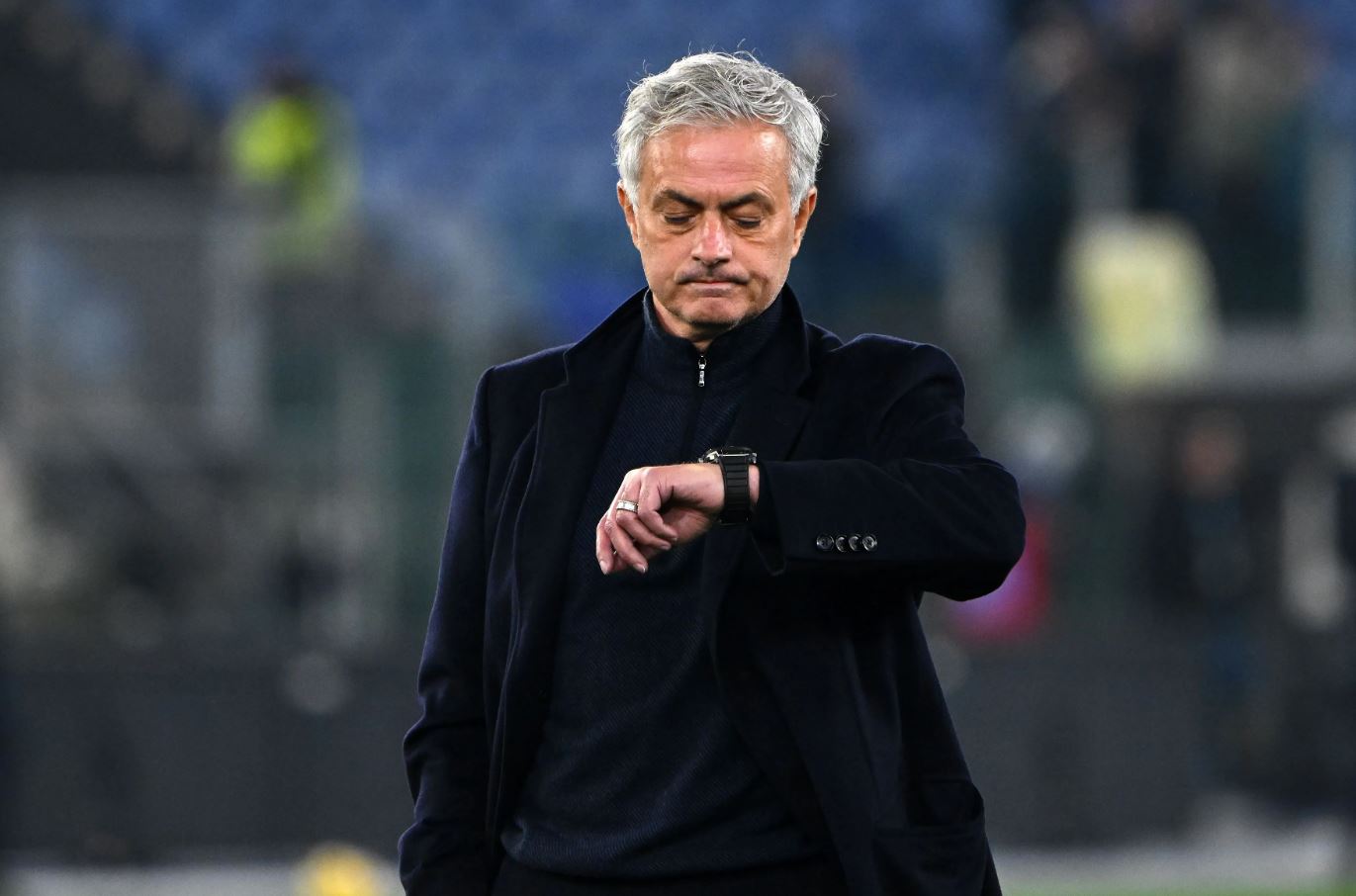 U shkarkua me bujë, çfarë do të ndodhë tani me Jose Mourinho?