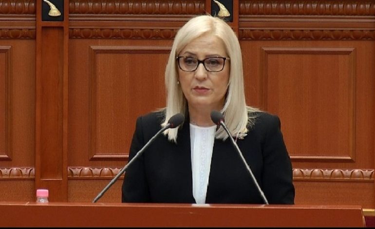 LAJM I FUNDIT! Kryetarja e Kuvendit dënon sjelljen e Bardhit dhe Nokës: Sulm i paprecendentë ndaj një zonje deputete