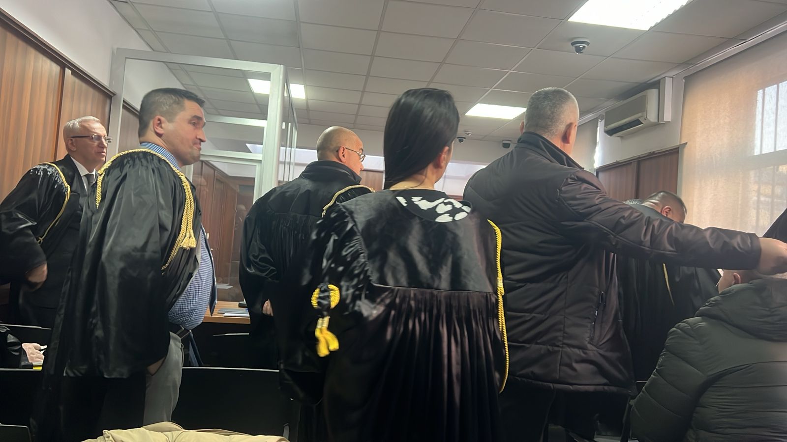 Vrasja e Pjerin Xhuvanit/ Nis në Gjykatën e Apelit procesi ndaj Arbër Paplekajt, gjashtë oficerëve dhe dy ish-nën drejtorëve të policisë